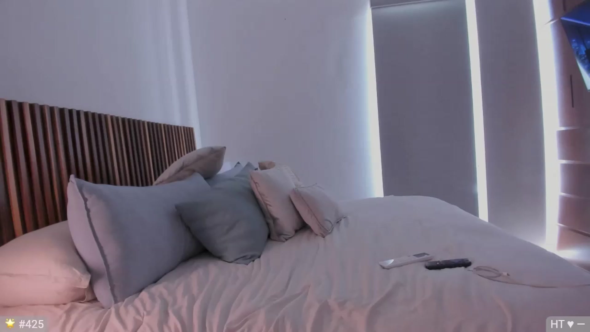 Gallery image thumbnail from Ms_Brenda's myfreecams stream on, 08/31/2026, 18:38 image 6 of 20
