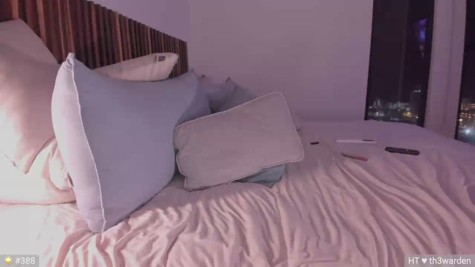 Gallery image thumbnail from Ms_Brenda's myfreecams stream on, 09/01/2026, 04:37 image 17 of 20
