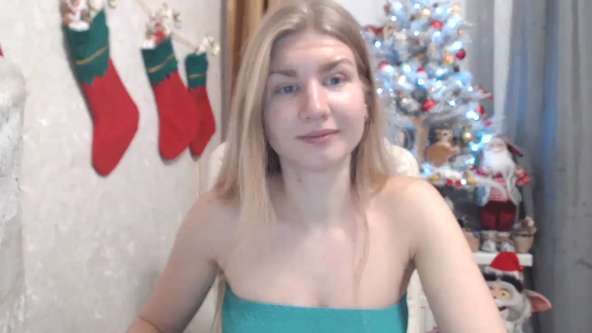 Gallery image thumbnail from Ms_Charming's myfreecams stream on, 12/25/2022, 24:05 image 20 of 20