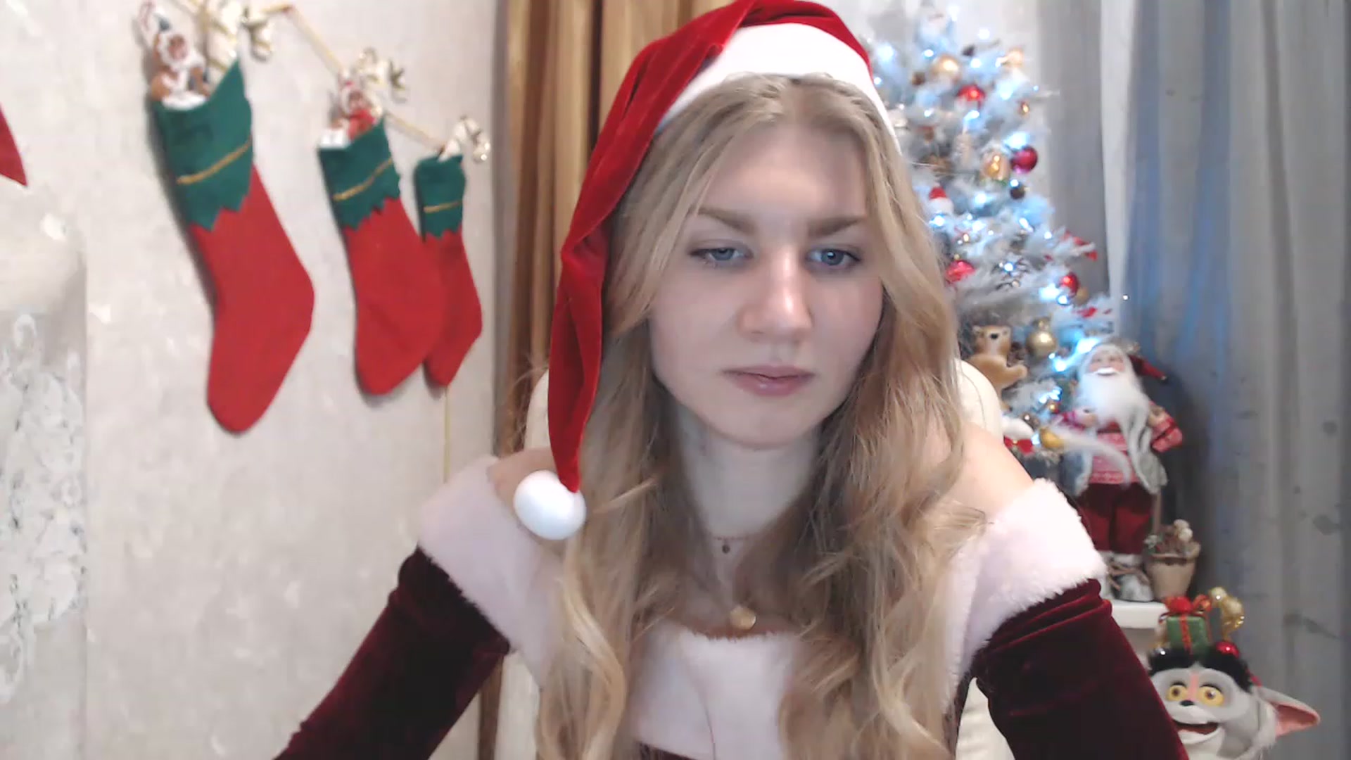 Gallery image thumbnail from Ms_Charming's myfreecams stream on, 12/25/2022, 22:08 image 4 of 20