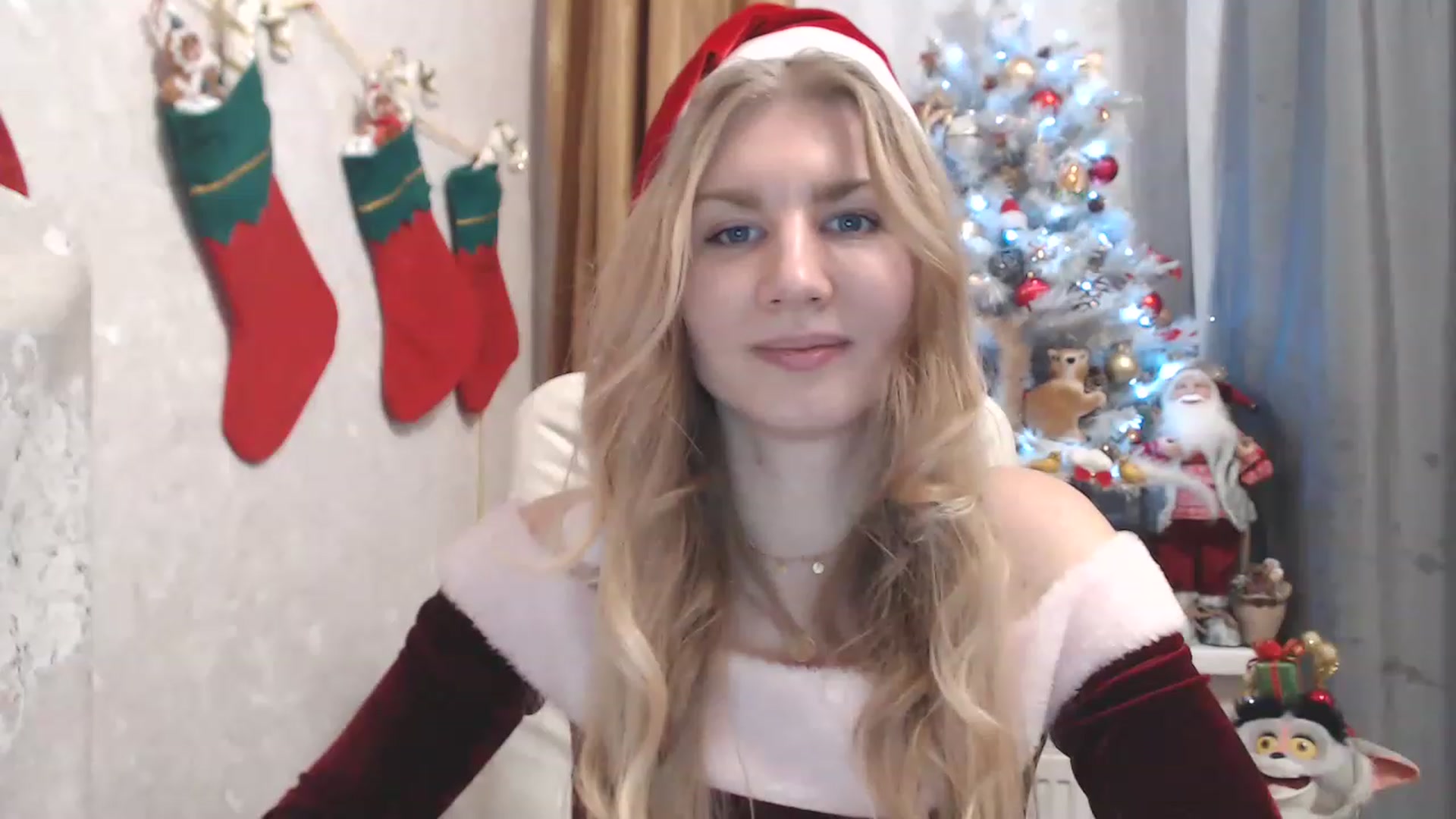 Gallery image thumbnail from Ms_Charming's myfreecams stream on, 12/25/2022, 22:08 image 6 of 20