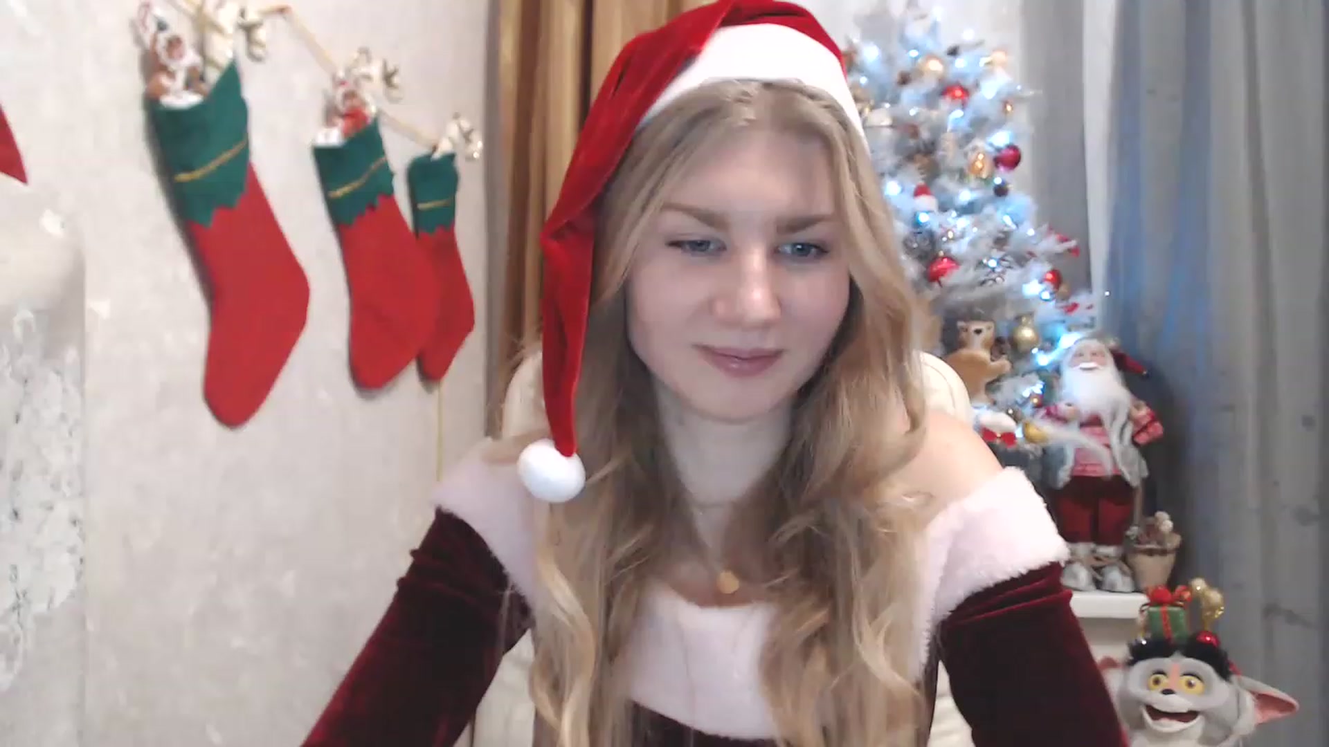 Gallery image thumbnail from Ms_Charming's myfreecams stream on, 12/25/2022, 22:08 image 1 of 20