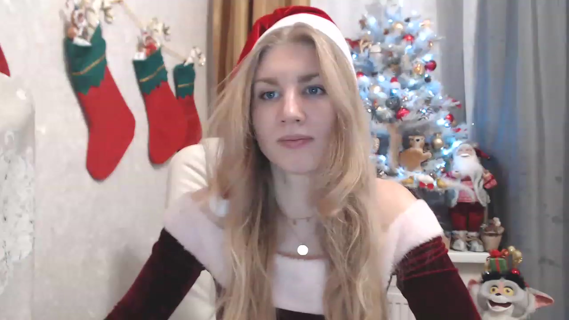 Gallery image thumbnail from Ms_Charming's myfreecams stream on, 12/26/2022, 24:04 image 2 of 20