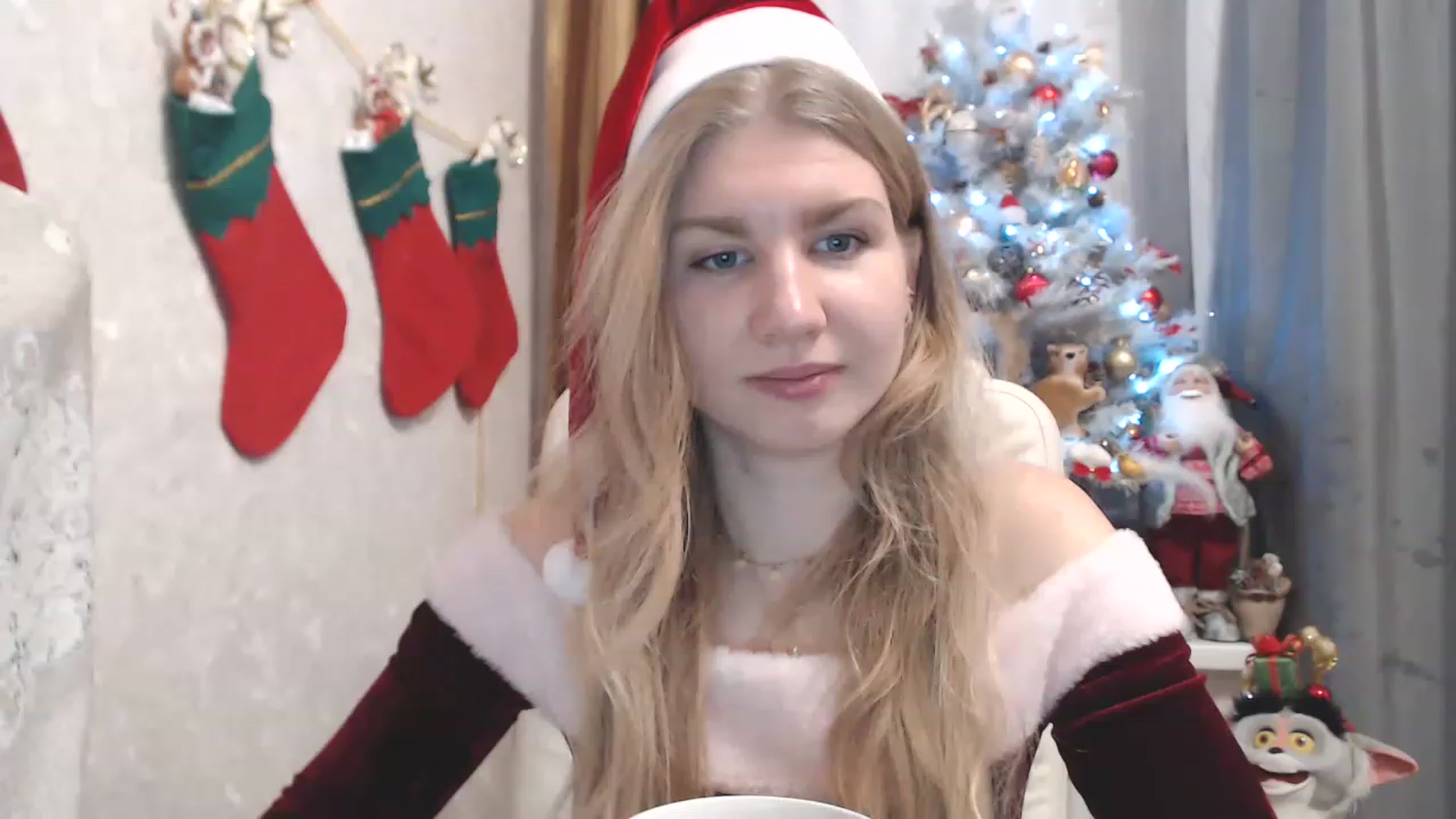 Gallery image thumbnail from Ms_Charming's myfreecams stream on, 12/26/2022, 24:04 image 14 of 20