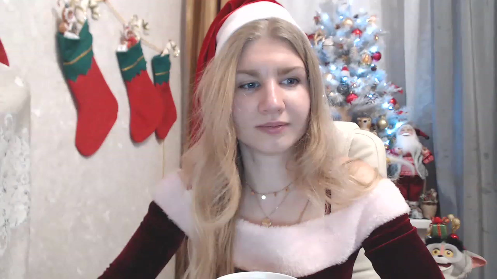 Gallery image thumbnail from Ms_Charming's myfreecams stream on, 12/26/2022, 24:37 image 5 of 20