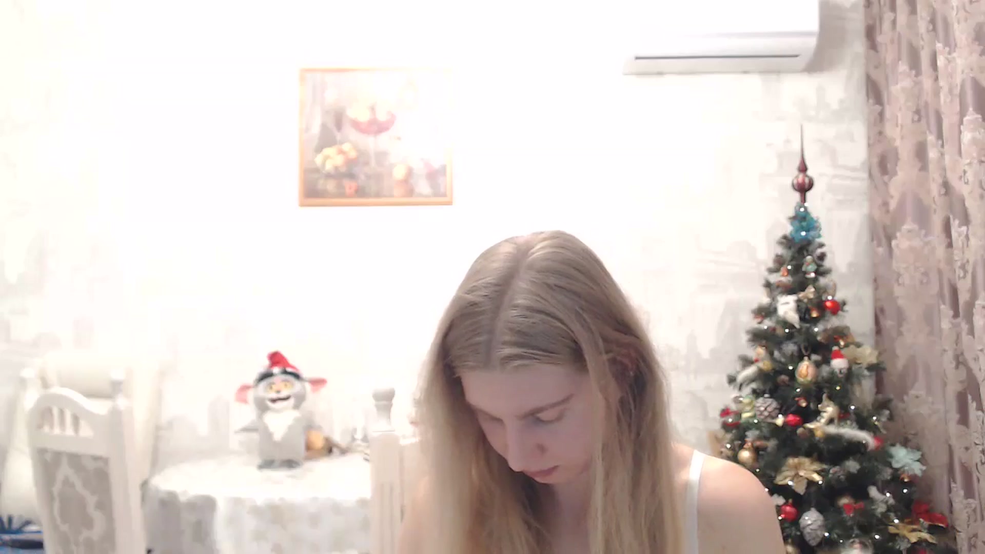 Gallery image thumbnail from Ms_Charming's myfreecams stream on, 12/25/2024, 23:25 image 2 of 20