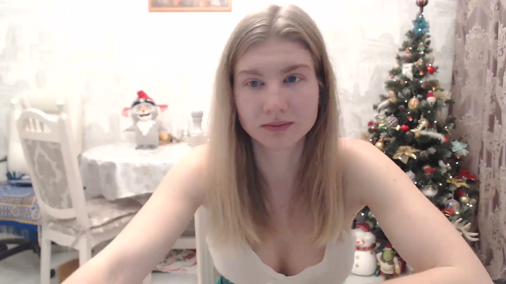 Gallery image thumbnail from Ms_Charming's myfreecams stream on, 12/25/2024, 23:25 image 10 of 20