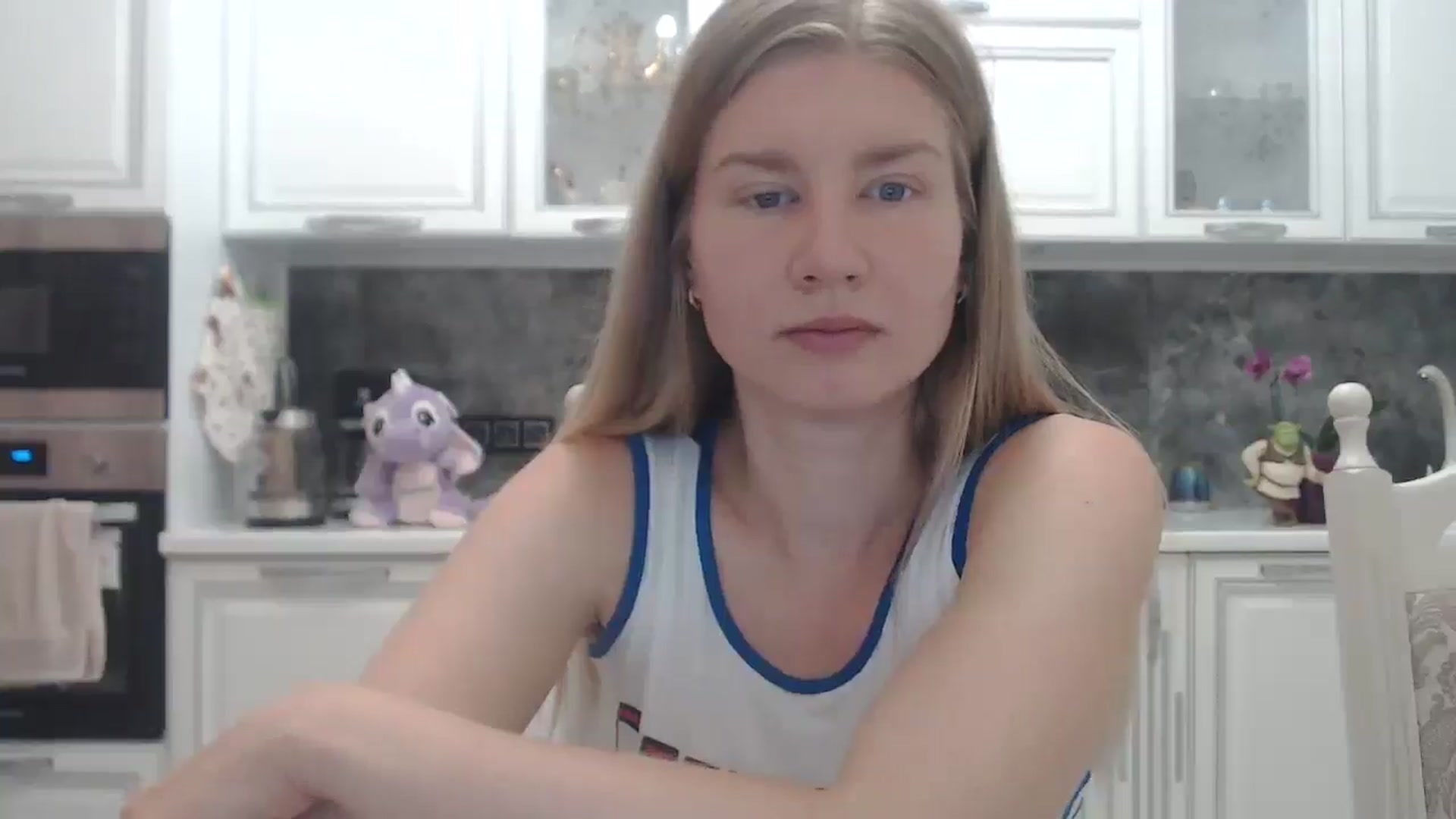 Gallery image thumbnail from Ms_Charming's myfreecams stream on, 08/20/2025, 04:18 image 15 of 20