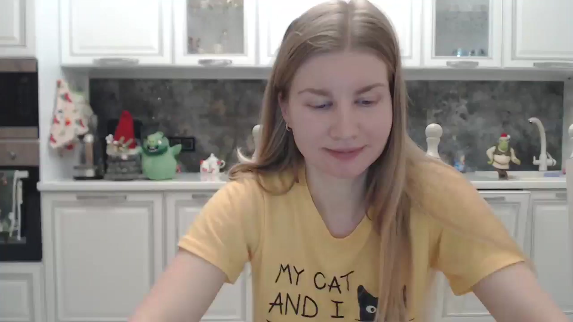 Gallery image thumbnail from Ms_Charming's myfreecams stream on, 01/16/2026, 01:20 image 4 of 20
