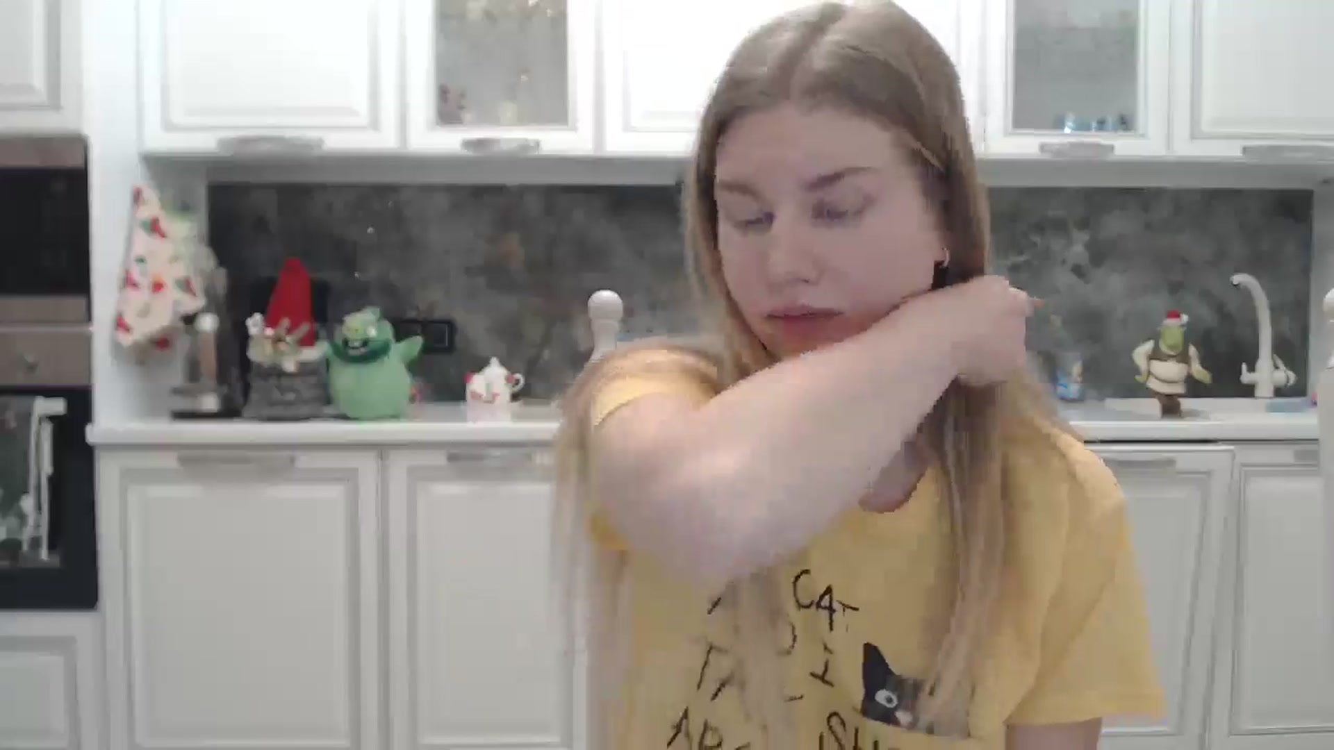 Gallery image thumbnail from Ms_Charming's myfreecams stream on, 01/16/2026, 01:20 image 12 of 20
