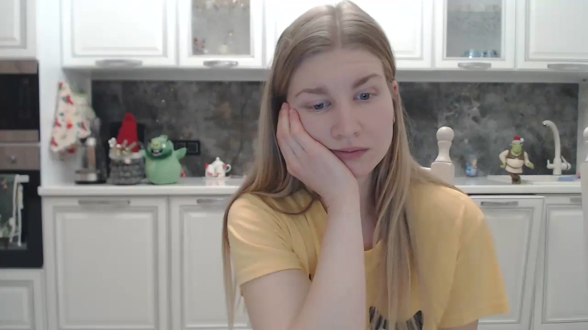 Gallery image thumbnail from Ms_Charming's myfreecams stream on, 01/16/2026, 01:20 image 6 of 20