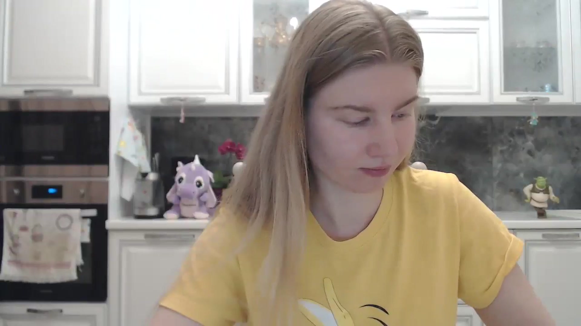 Gallery image thumbnail from Ms_Charming's myfreecams stream on, 04/13/2026, 03:41 image 10 of 20