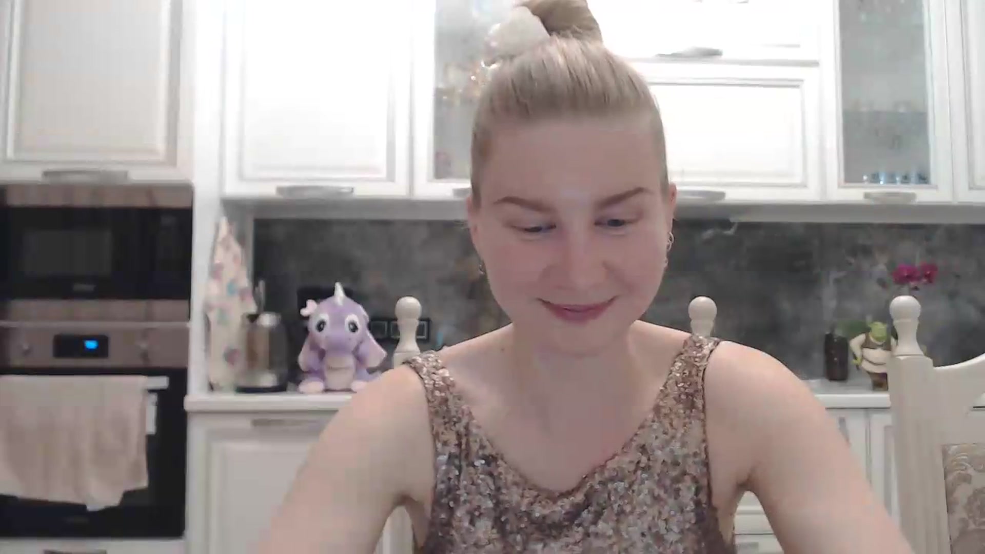 Gallery image thumbnail from Ms_Charming's myfreecams stream on, 05/23/2026, 22:07 image 10 of 20