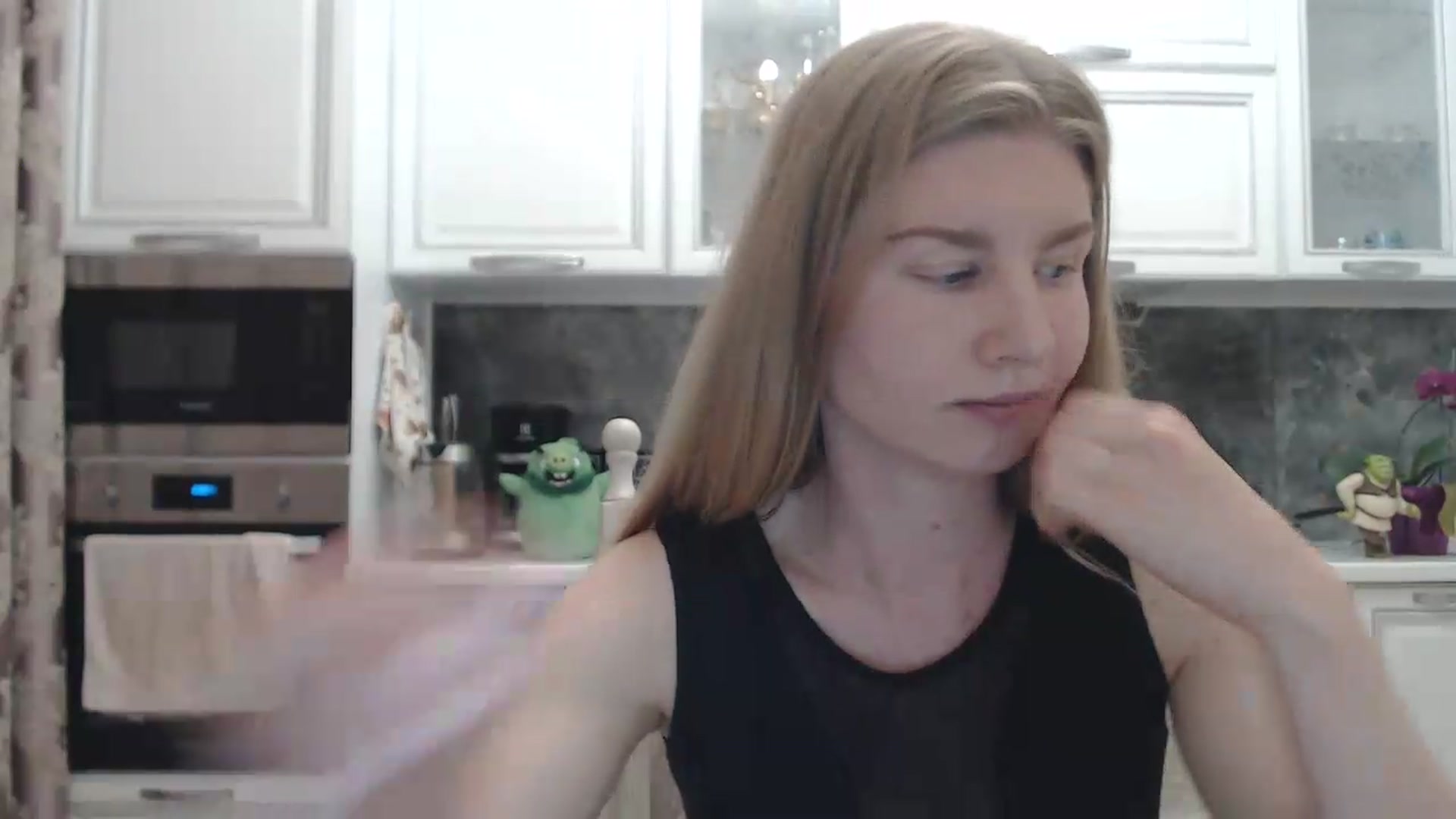 Gallery image thumbnail from Ms_Charming's myfreecams stream on, 06/16/2026, 24:18 image 19 of 20