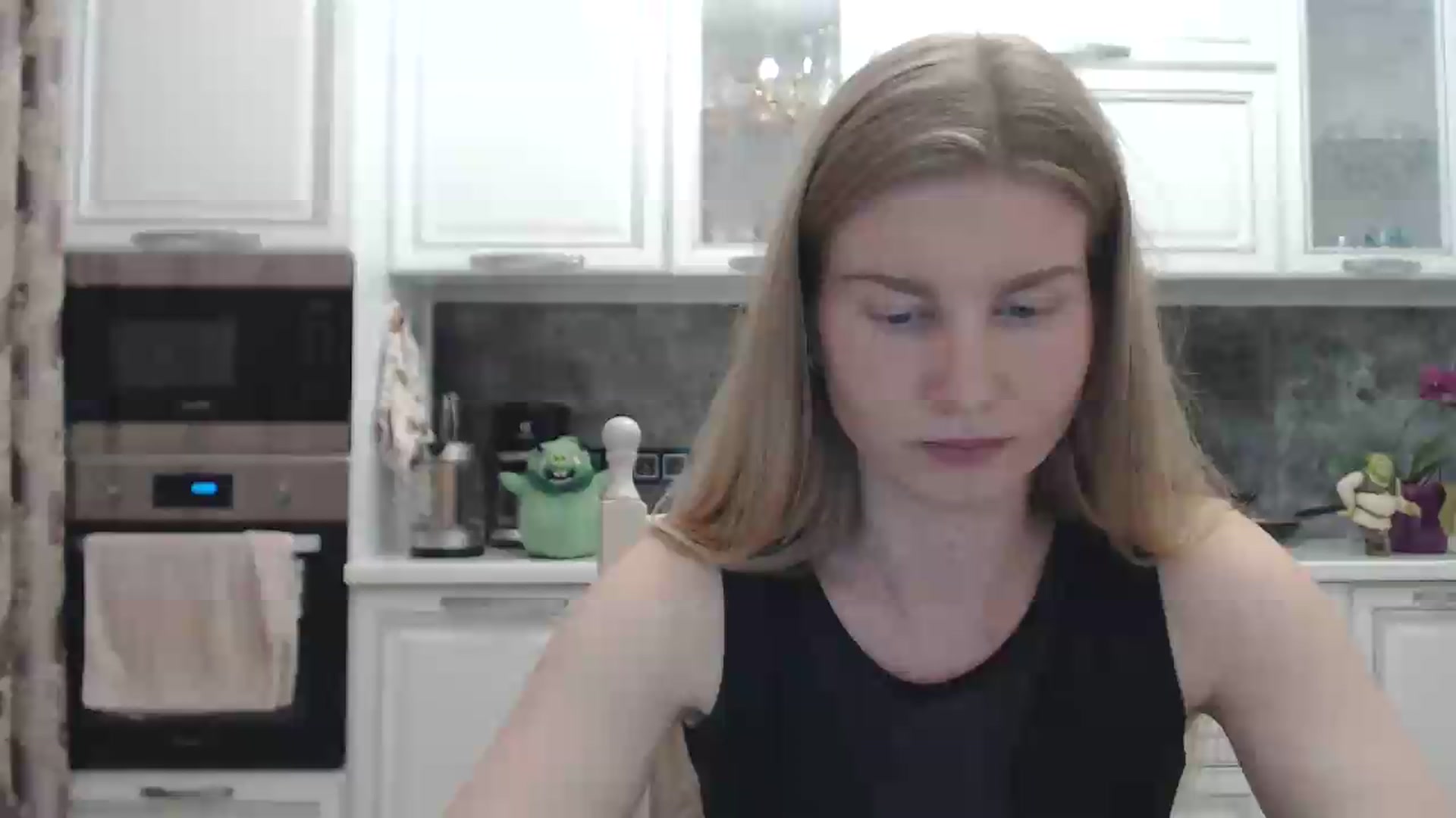 Gallery image thumbnail from Ms_Charming's myfreecams stream on, 06/16/2026, 24:18 image 20 of 20