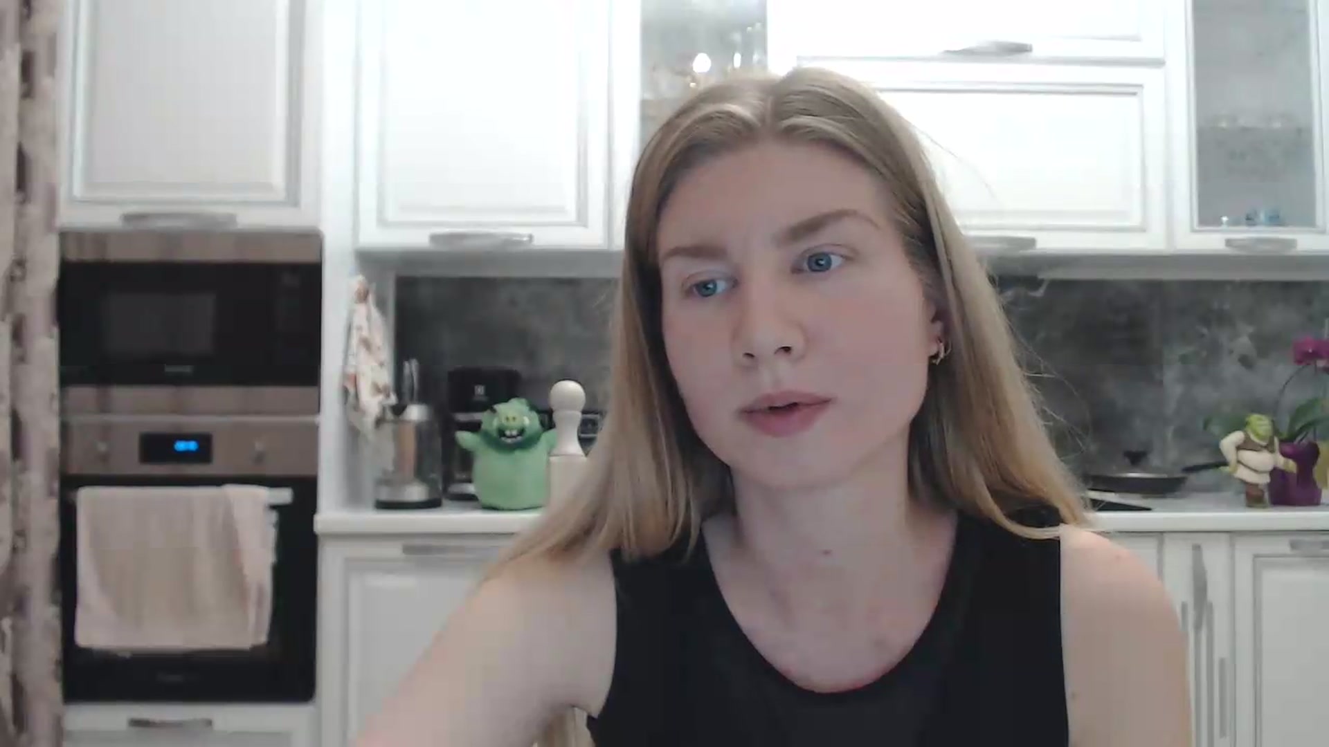 Gallery image thumbnail from Ms_Charming's myfreecams stream on, 06/16/2026, 24:18 image 18 of 20