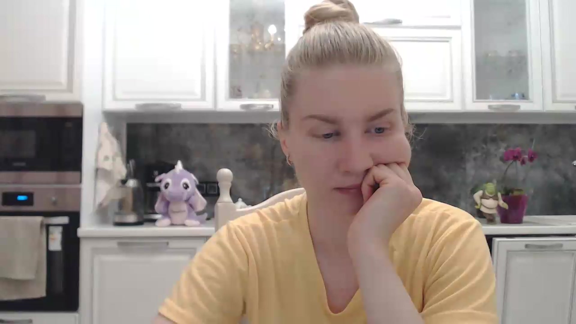 Gallery image thumbnail from Ms_Charming's myfreecams stream on, 07/05/2026, 04:36 image 18 of 20