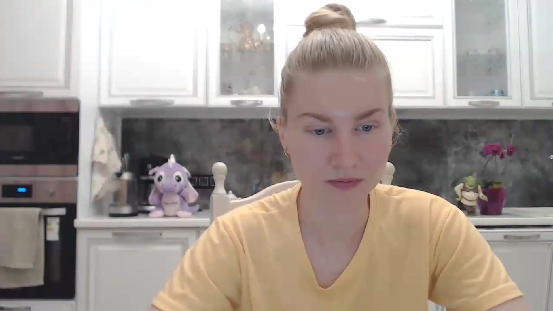 Gallery image thumbnail from Ms_Charming's myfreecams stream on, 07/05/2026, 04:36 image 9 of 20