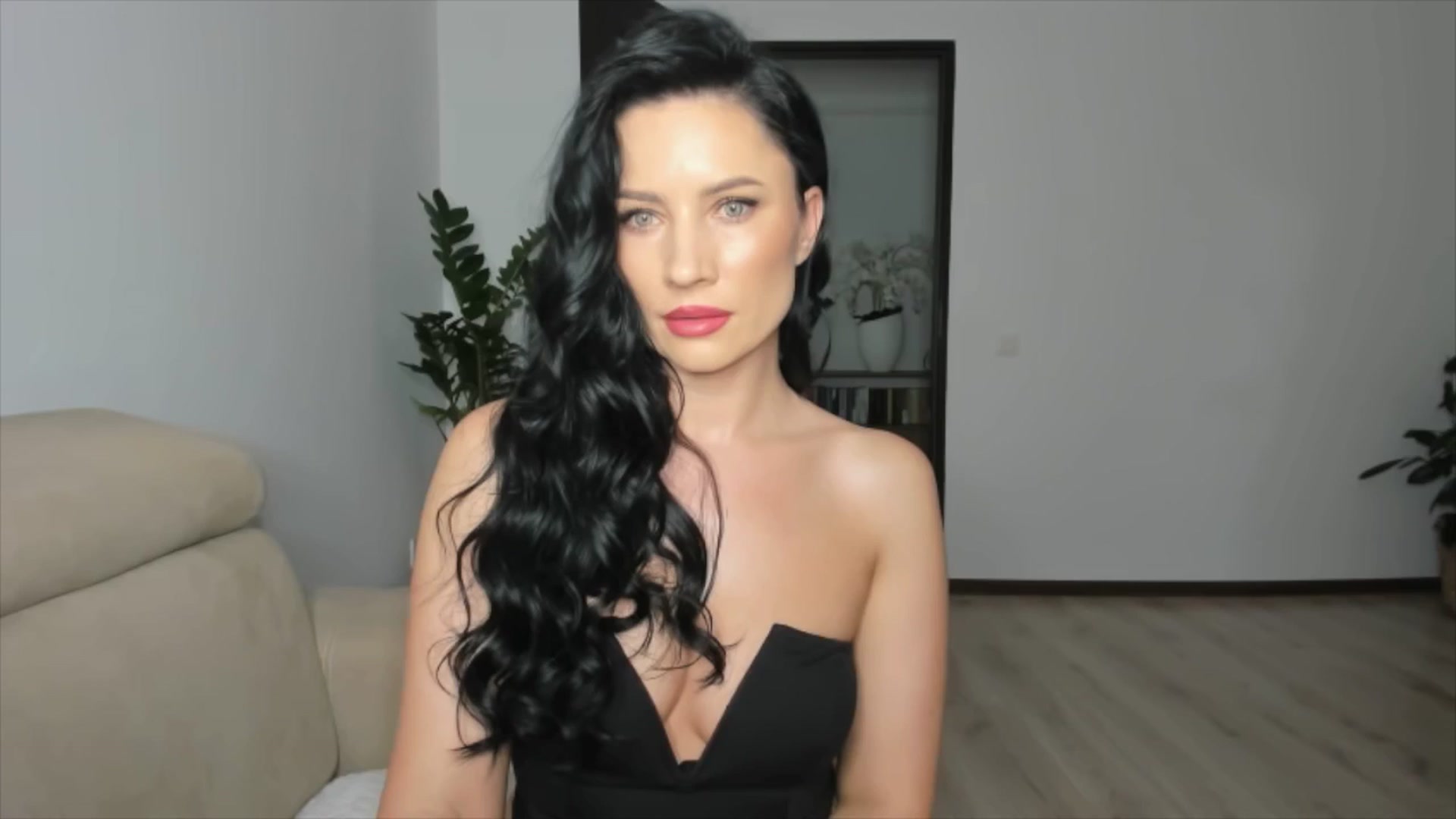 Gallery image thumbnail from Ms_Gia's myfreecams stream on, 06/03/2025, 13:56 image 2 of 20