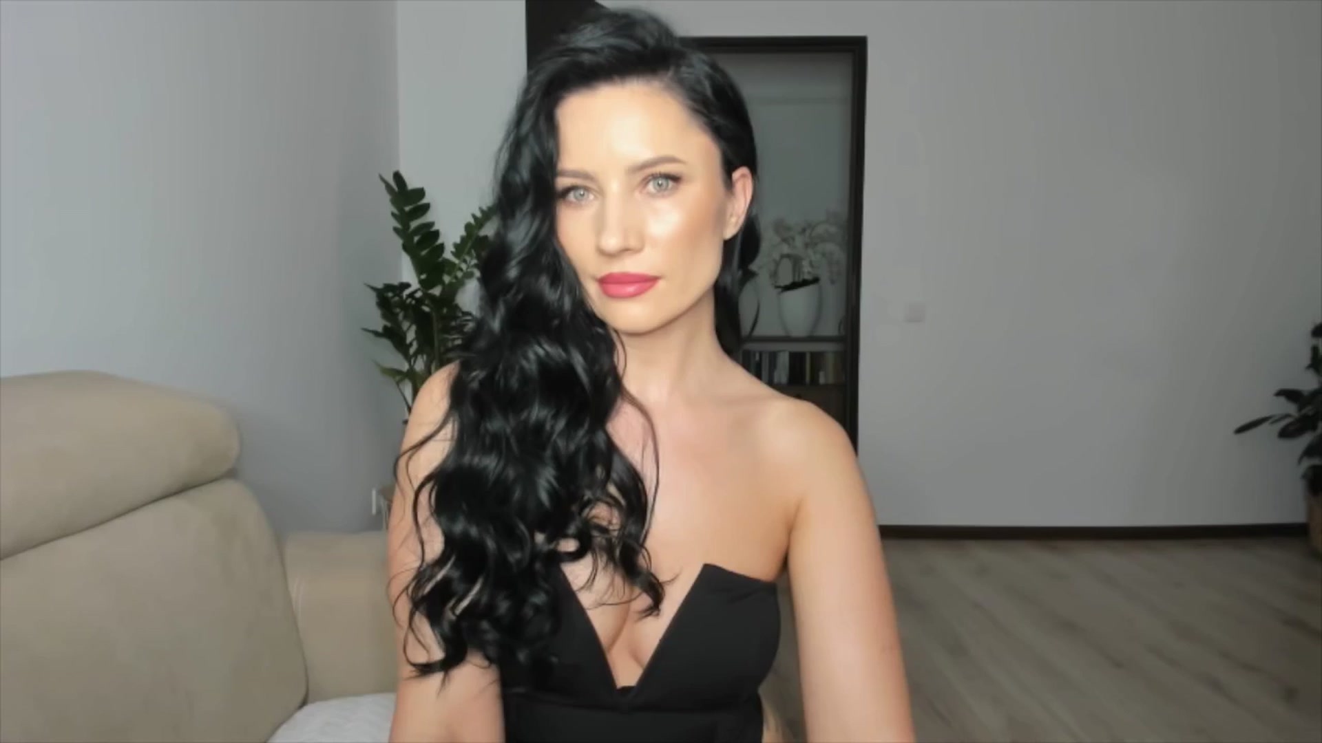 Gallery image thumbnail from Ms_Gia's myfreecams stream on, 06/03/2025, 13:56 image 1 of 20