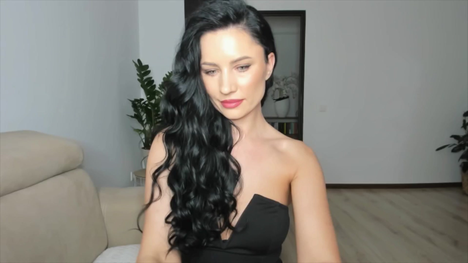 Gallery image thumbnail from Ms_Gia's myfreecams stream on, 06/03/2025, 14:18 image 10 of 20