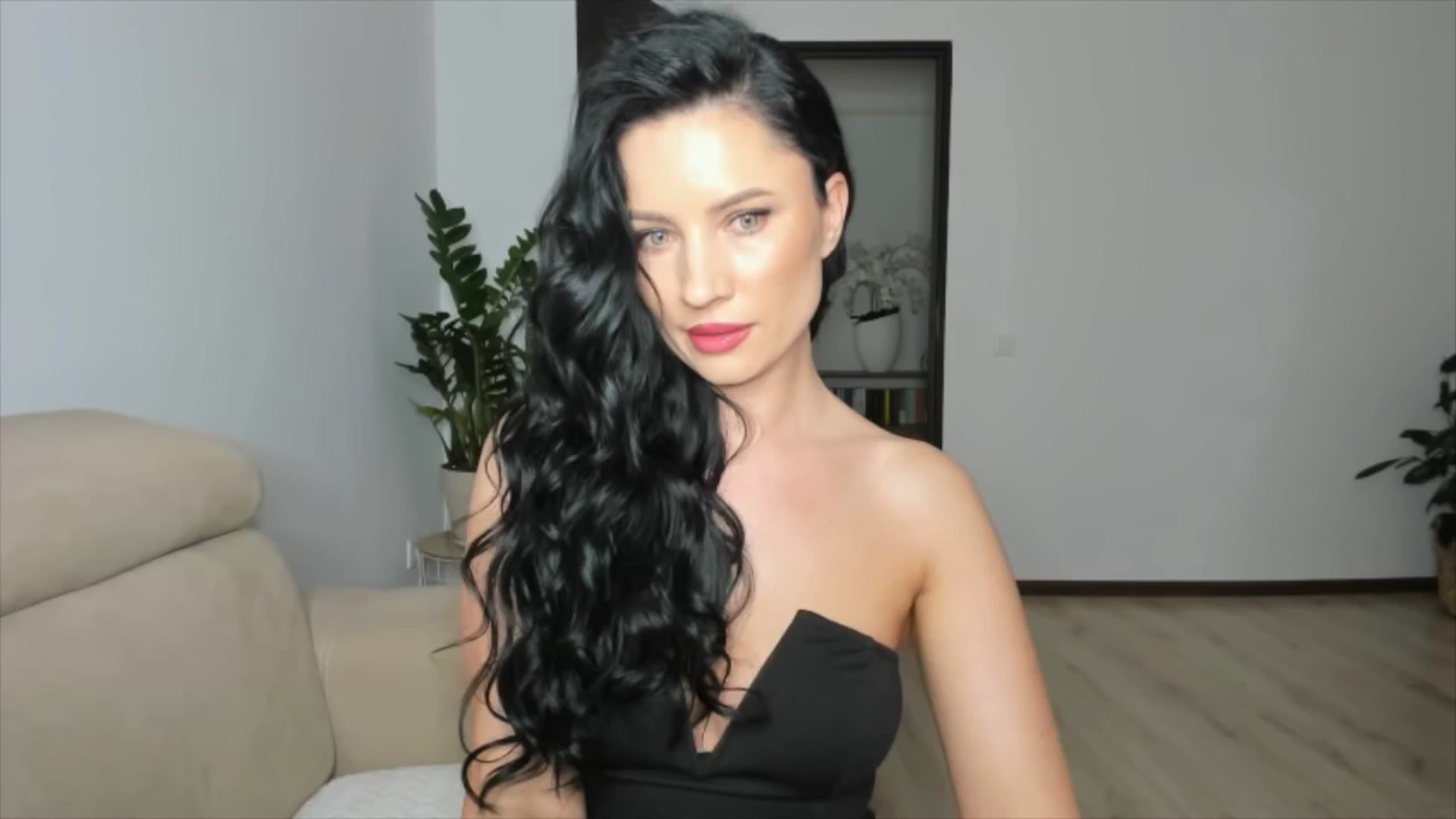 Gallery image thumbnail from Ms_Gia's myfreecams stream on, 06/03/2025, 14:18 image 9 of 20