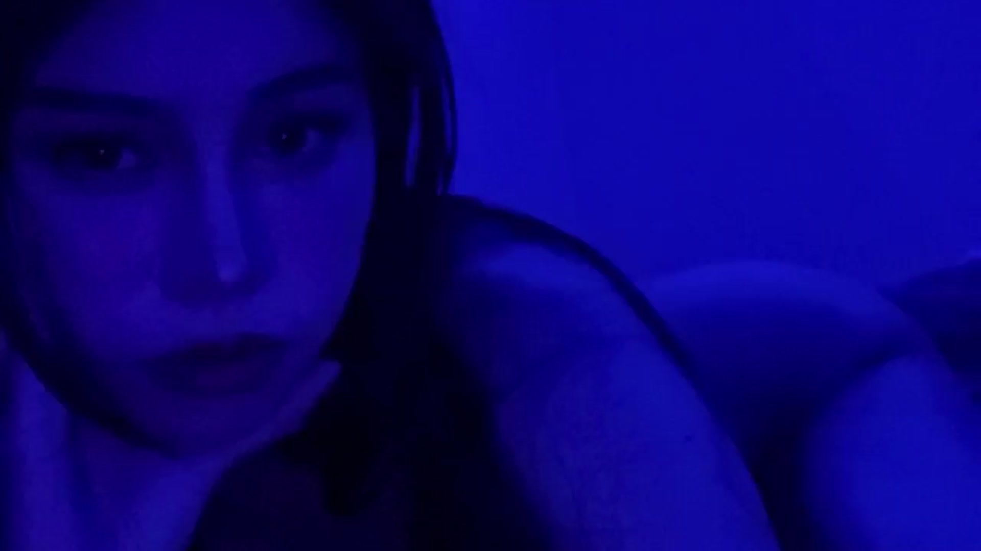 Gallery image thumbnail from Ms_GlitCh's myfreecams stream on, 06/28/2024, 05:10 image 18 of 20