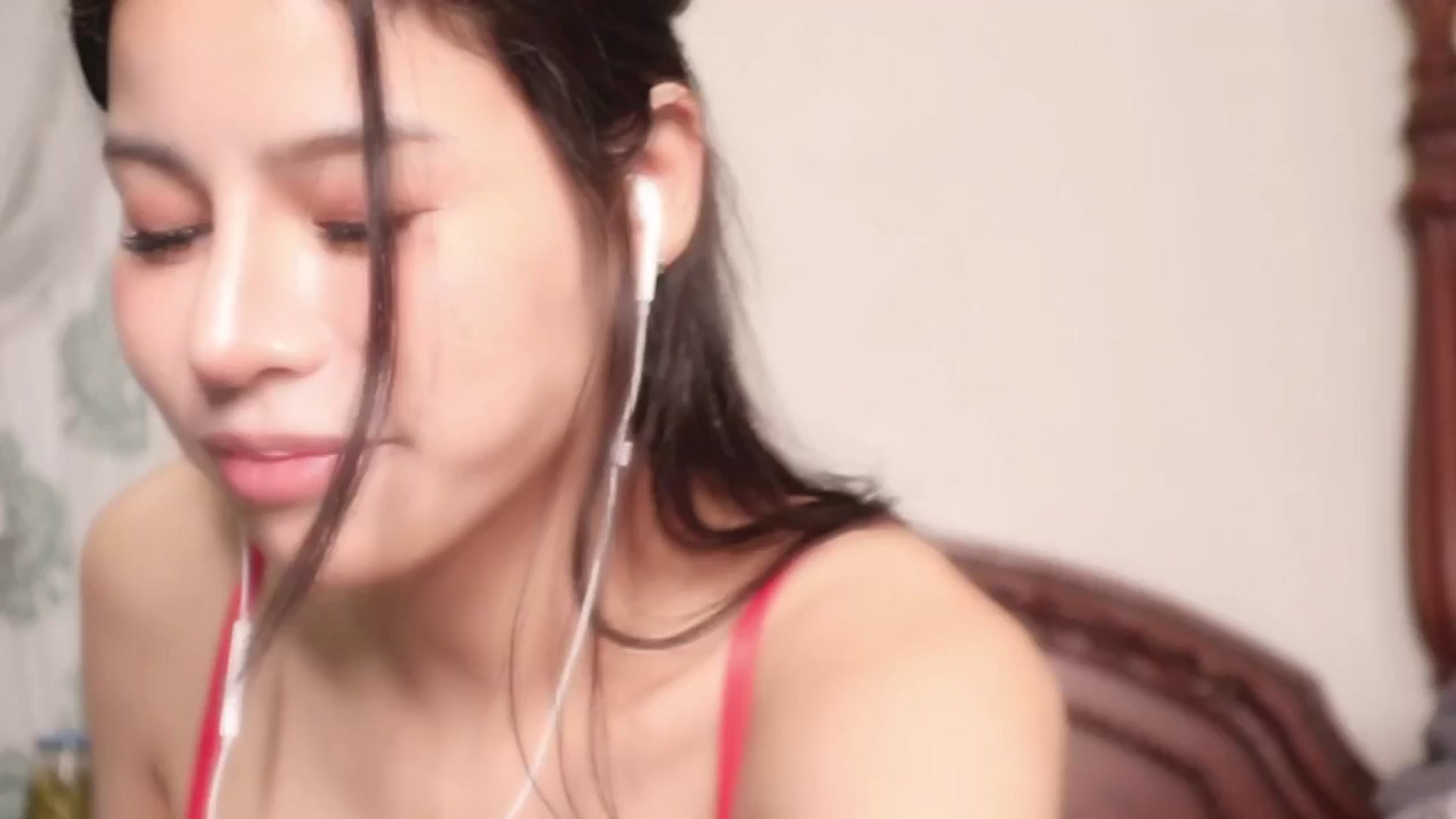 Gallery image thumbnail from Ms_GlitCh's myfreecams stream on, 01/15/2025, 06:26 image 13 of 20