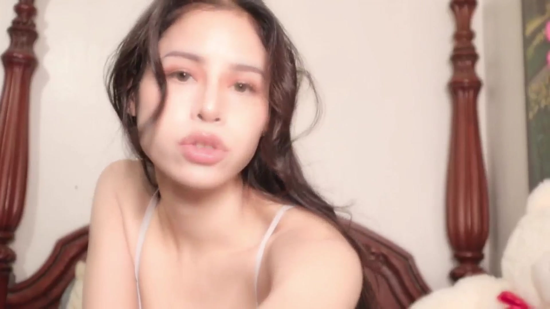 Gallery image thumbnail from Ms_GlitCh's myfreecams stream on, 01/26/2025, 06:28 image 10 of 20