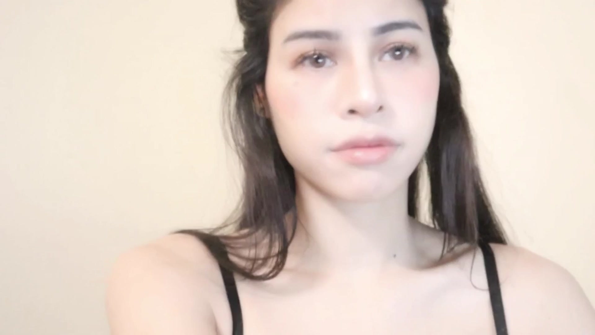 Gallery image thumbnail from Ms_GlitCh's myfreecams stream on, 03/26/2025, 06:51 image 8 of 20
