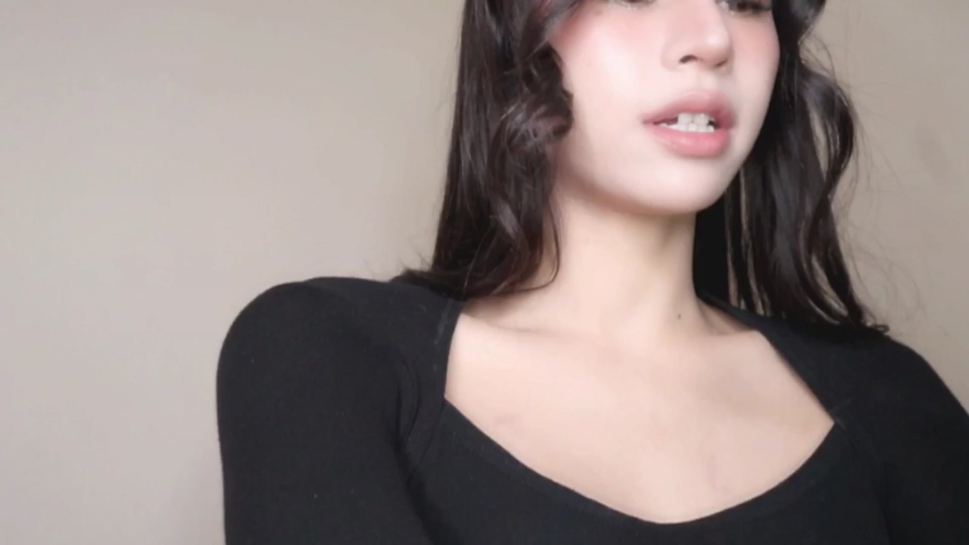 Gallery image thumbnail from Ms_GlitCh's myfreecams stream on, 03/30/2025, 09:02 image 17 of 20
