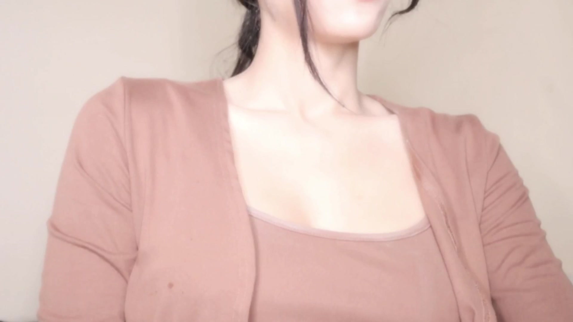 Gallery image thumbnail from Ms_GlitCh's myfreecams stream on, 04/04/2025, 10:04 image 20 of 20
