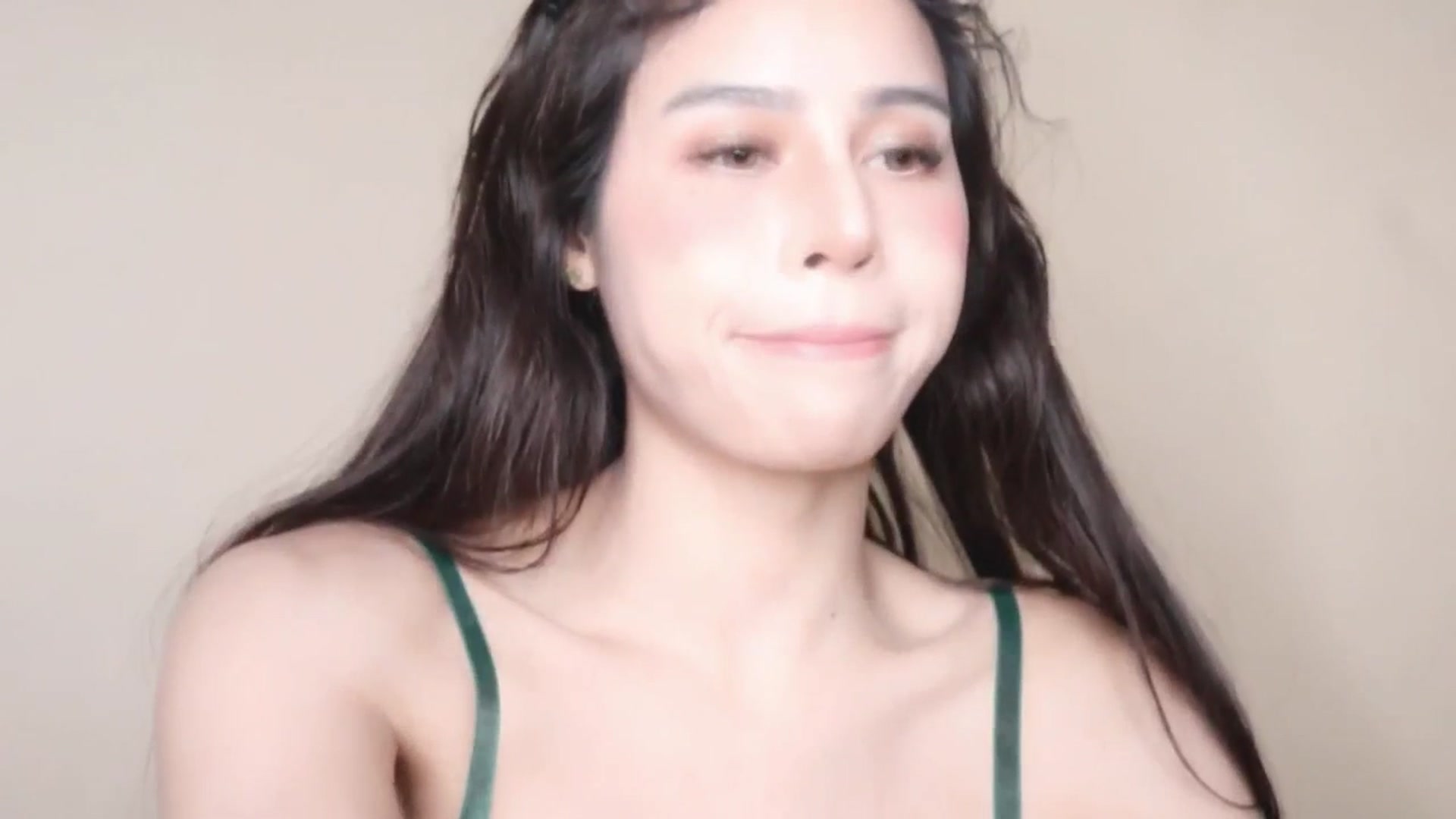 Gallery image thumbnail from Ms_GlitCh's myfreecams stream on, 04/05/2025, 07:07 image 2 of 20