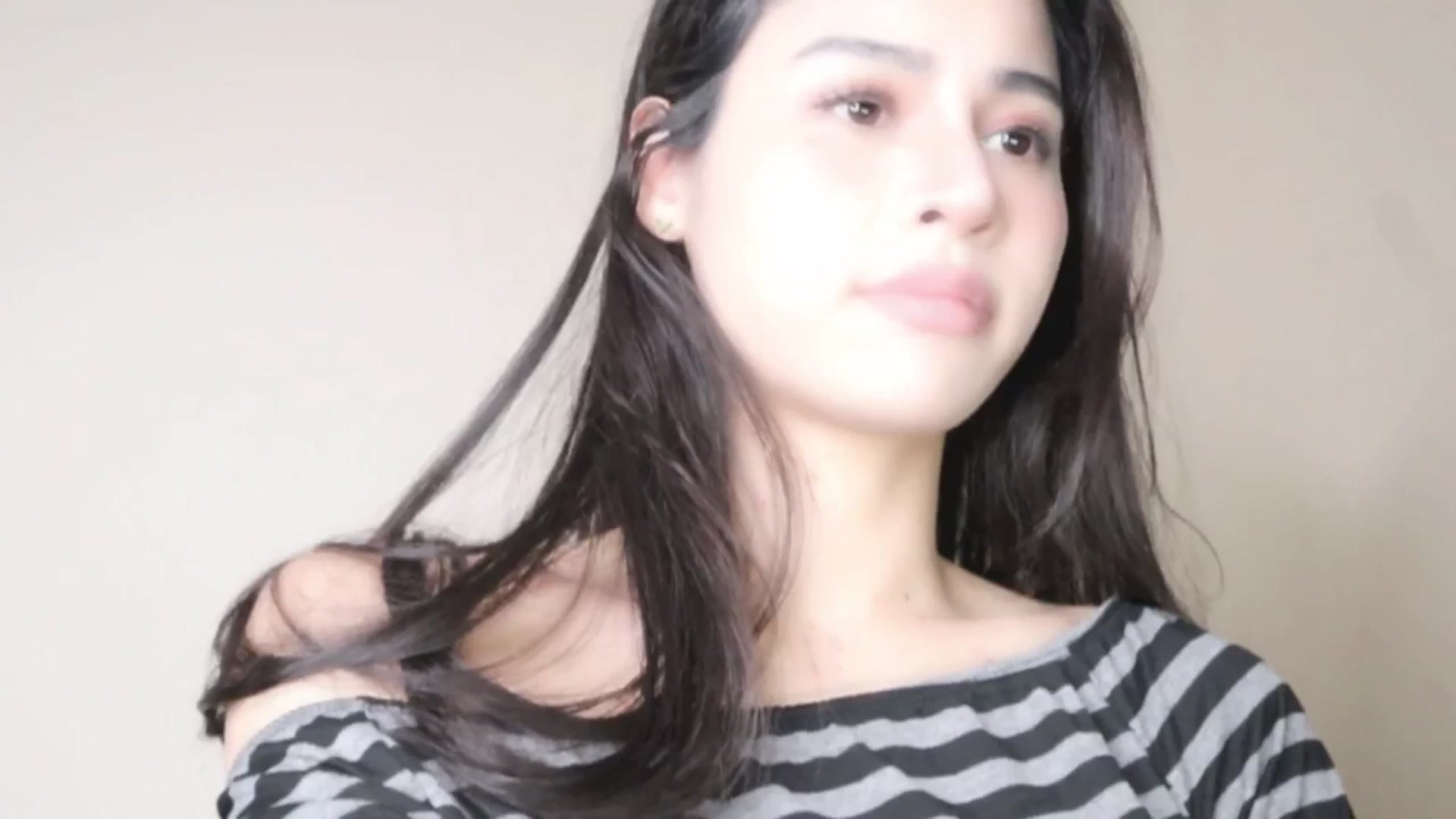 Gallery image thumbnail from Ms_GlitCh's myfreecams stream on, 04/18/2025, 07:00 image 2 of 20
