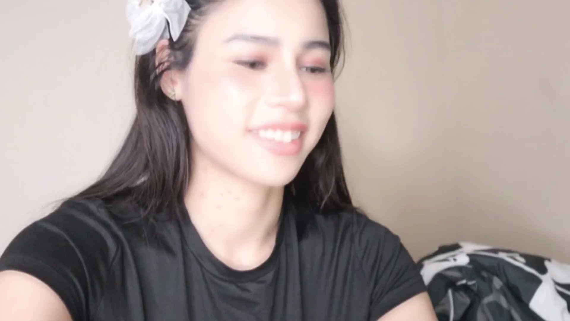 Gallery image thumbnail from Ms_GlitCh's myfreecams stream on, 04/18/2025, 08:14 image 8 of 20