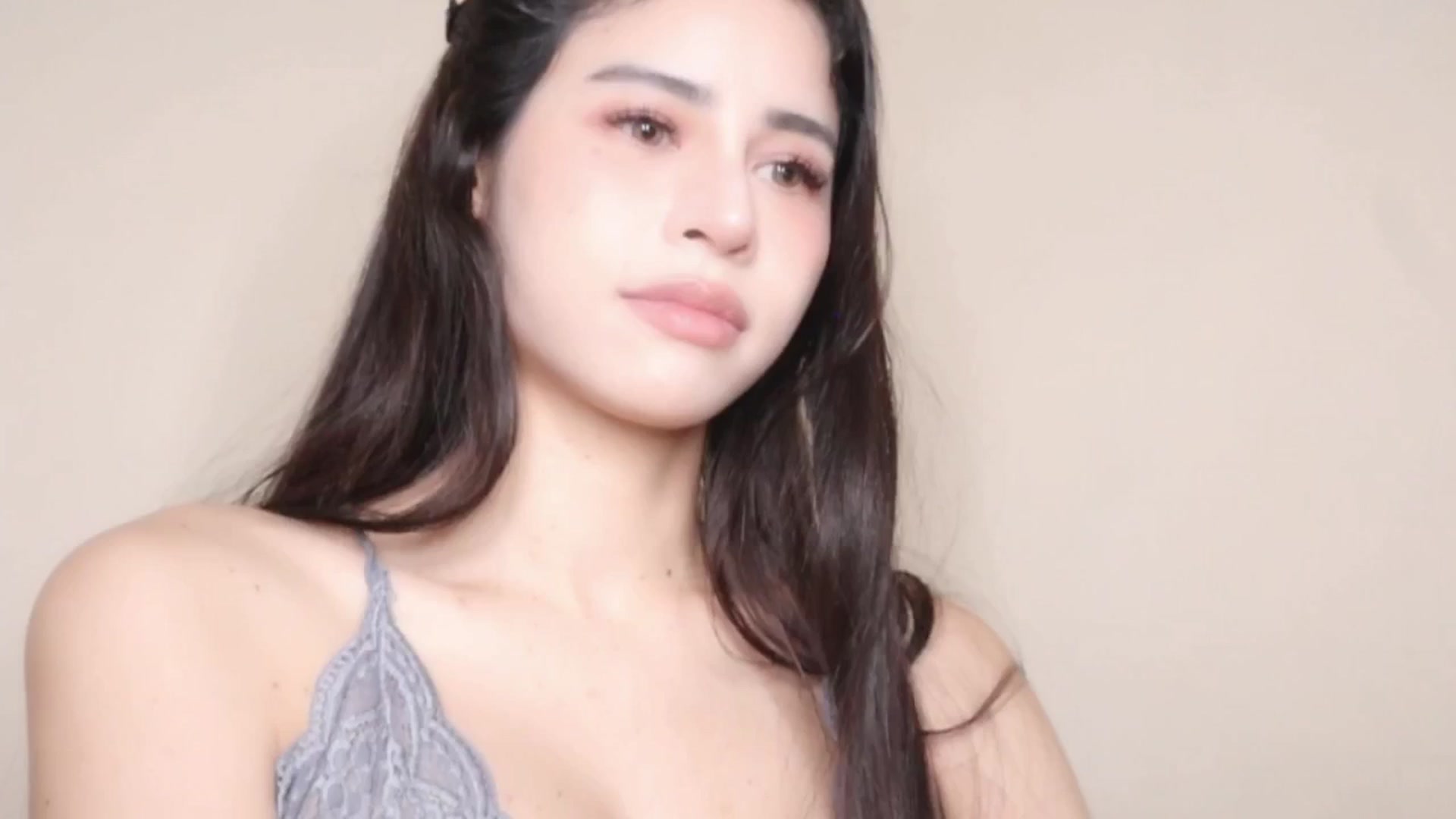 Gallery image thumbnail from Ms_GlitCh's myfreecams stream on, 04/23/2025, 08:05 image 6 of 20