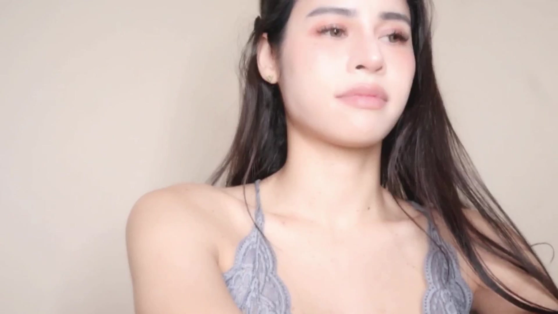 Gallery image thumbnail from Ms_GlitCh's myfreecams stream on, 04/23/2025, 10:47 image 2 of 20