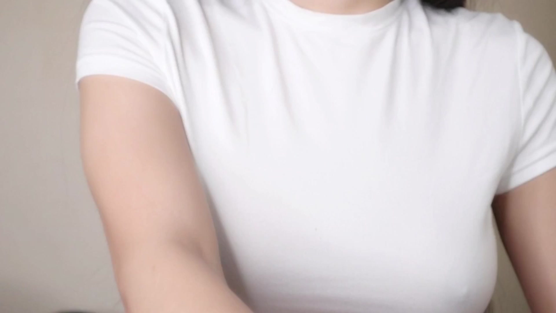Gallery image thumbnail from Ms_GlitCh's myfreecams stream on, 05/08/2025, 16:45 image 16 of 20