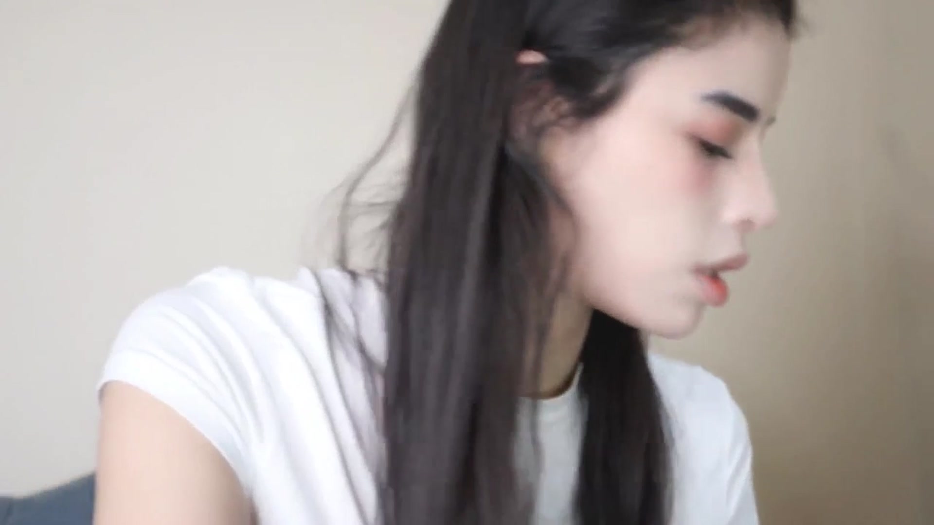 Gallery image thumbnail from Ms_GlitCh's myfreecams stream on, 05/08/2025, 17:32 image 15 of 20