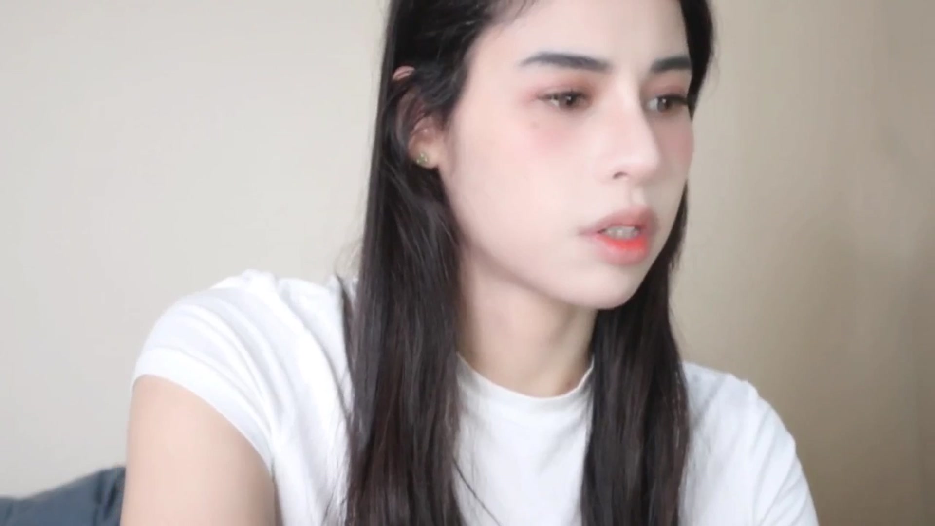 Gallery image thumbnail from Ms_GlitCh's myfreecams stream on, 05/08/2025, 17:32 image 16 of 20