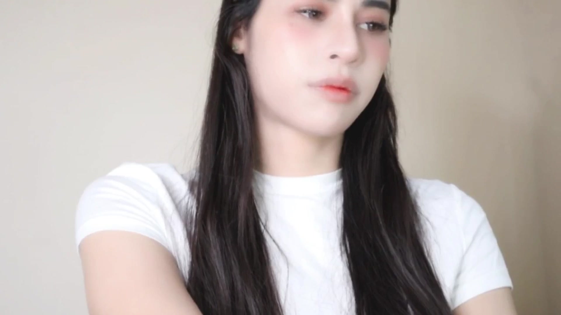 Gallery image thumbnail from Ms_GlitCh's myfreecams stream on, 05/08/2025, 17:32 image 20 of 20
