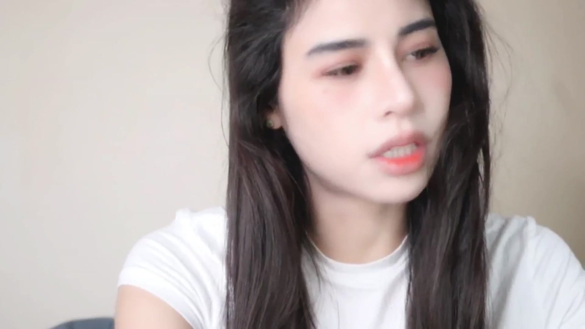 Gallery image thumbnail from Ms_GlitCh's myfreecams stream on, 05/08/2025, 17:32 image 13 of 20