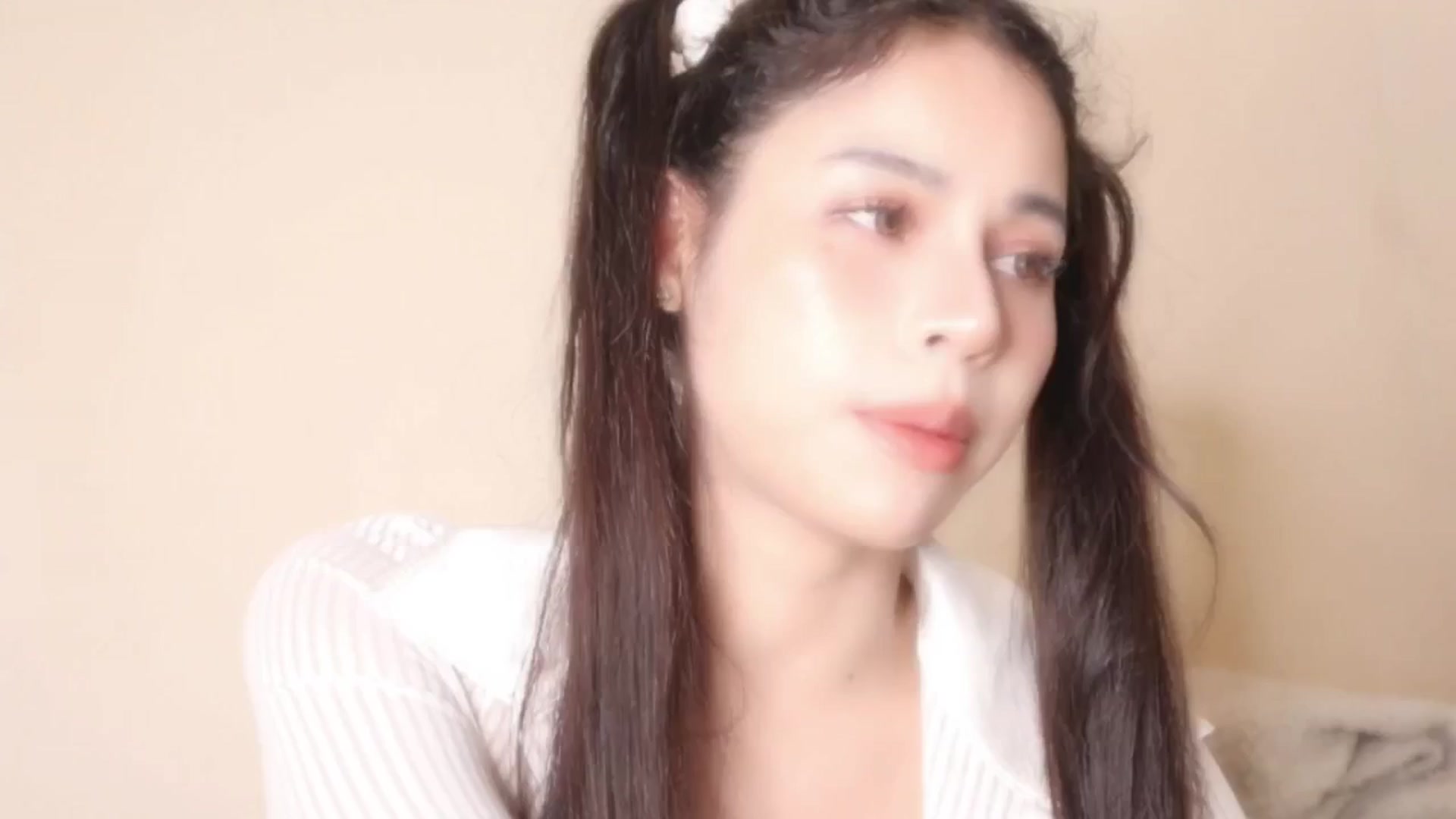 Gallery image thumbnail from Ms_GlitCh's myfreecams stream on, 06/10/2025, 09:43 image 16 of 20