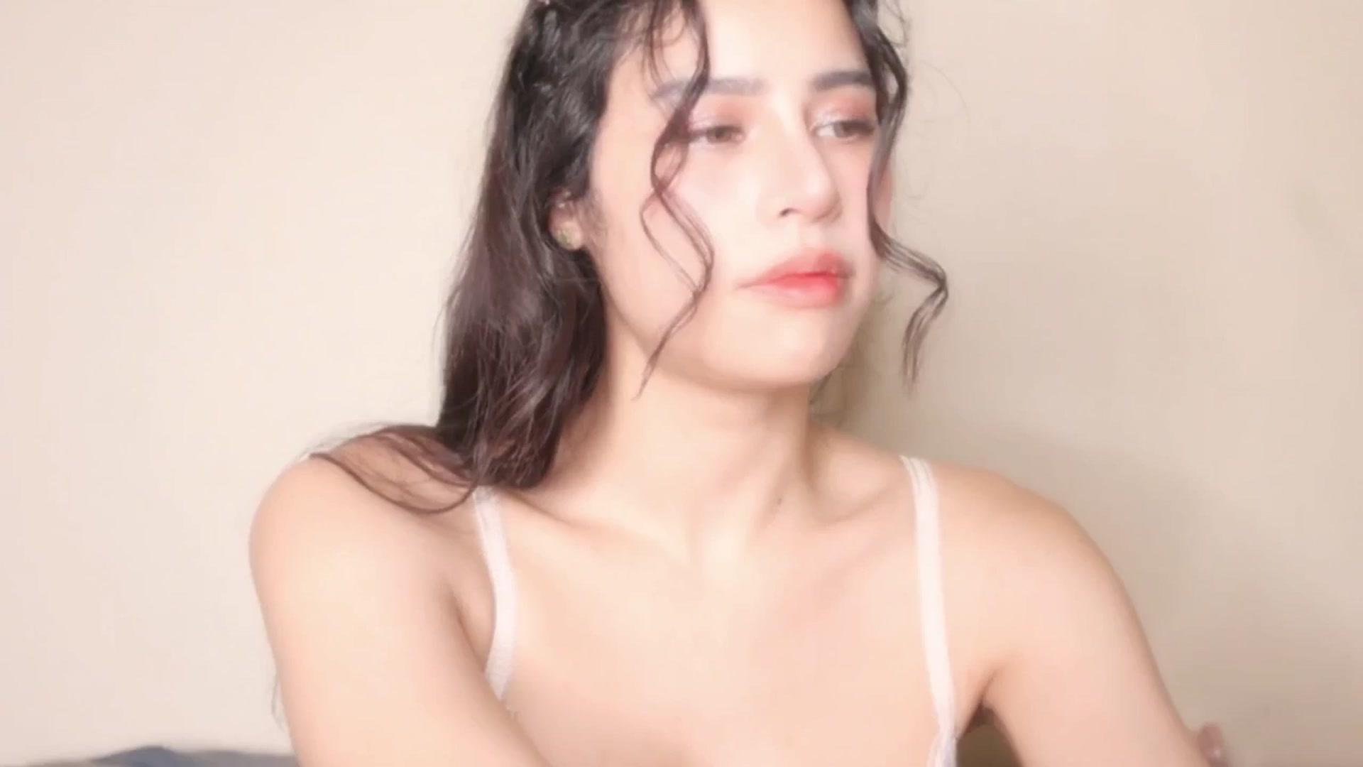Gallery image thumbnail from Ms_GlitCh's myfreecams stream on, 06/27/2025, 10:12 image 13 of 20