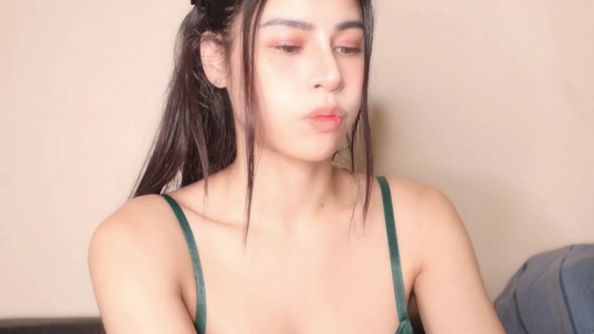Gallery image thumbnail from Ms_GlitCh's myfreecams stream on, 07/01/2025, 08:54 image 7 of 20