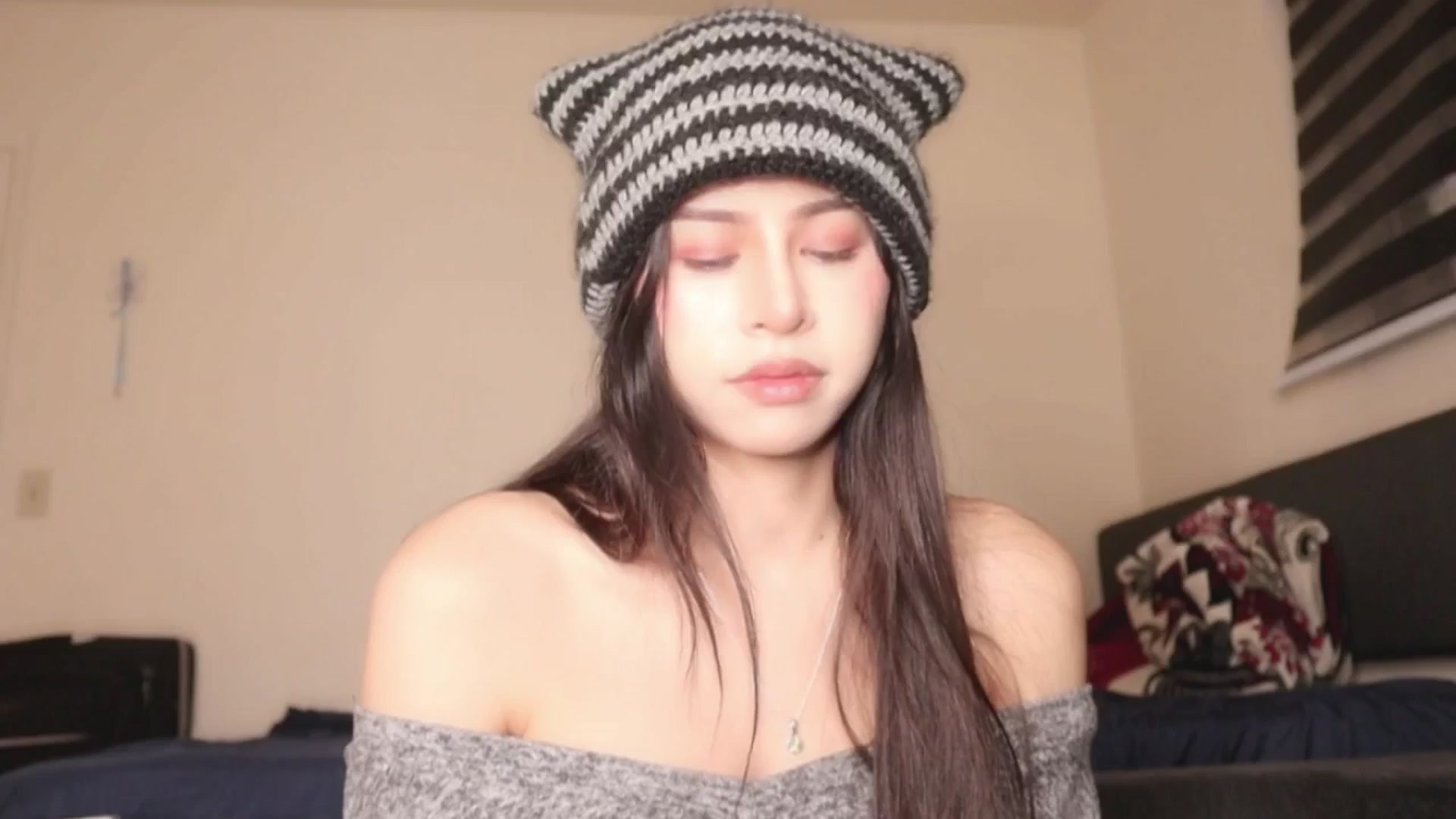 Gallery image thumbnail from Ms_GlitCh's myfreecams stream on, 01/25/2026, 08:40 image 4 of 20