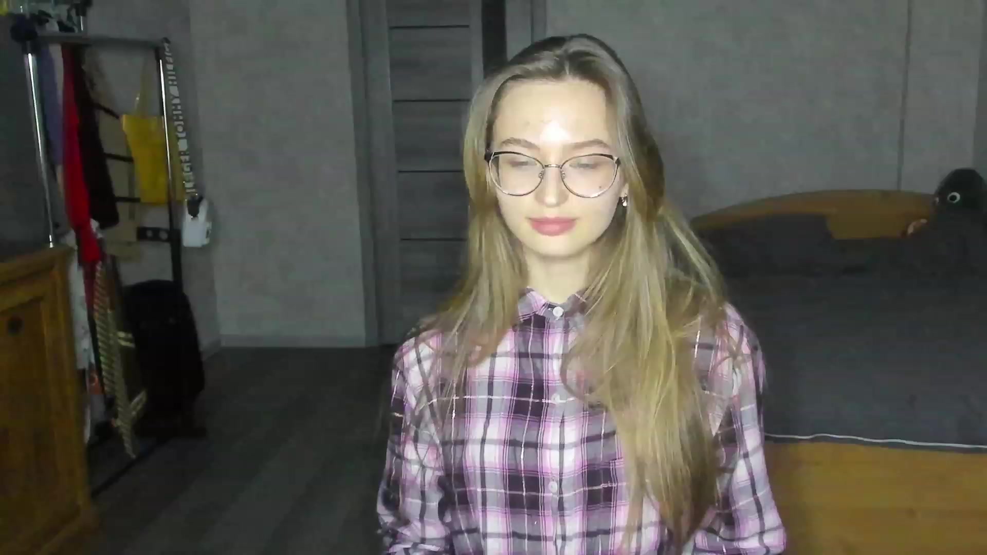 Gallery image thumbnail from Ms_Pineapple's myfreecams stream on, 04/21/2023, 17:38 image 20 of 20
