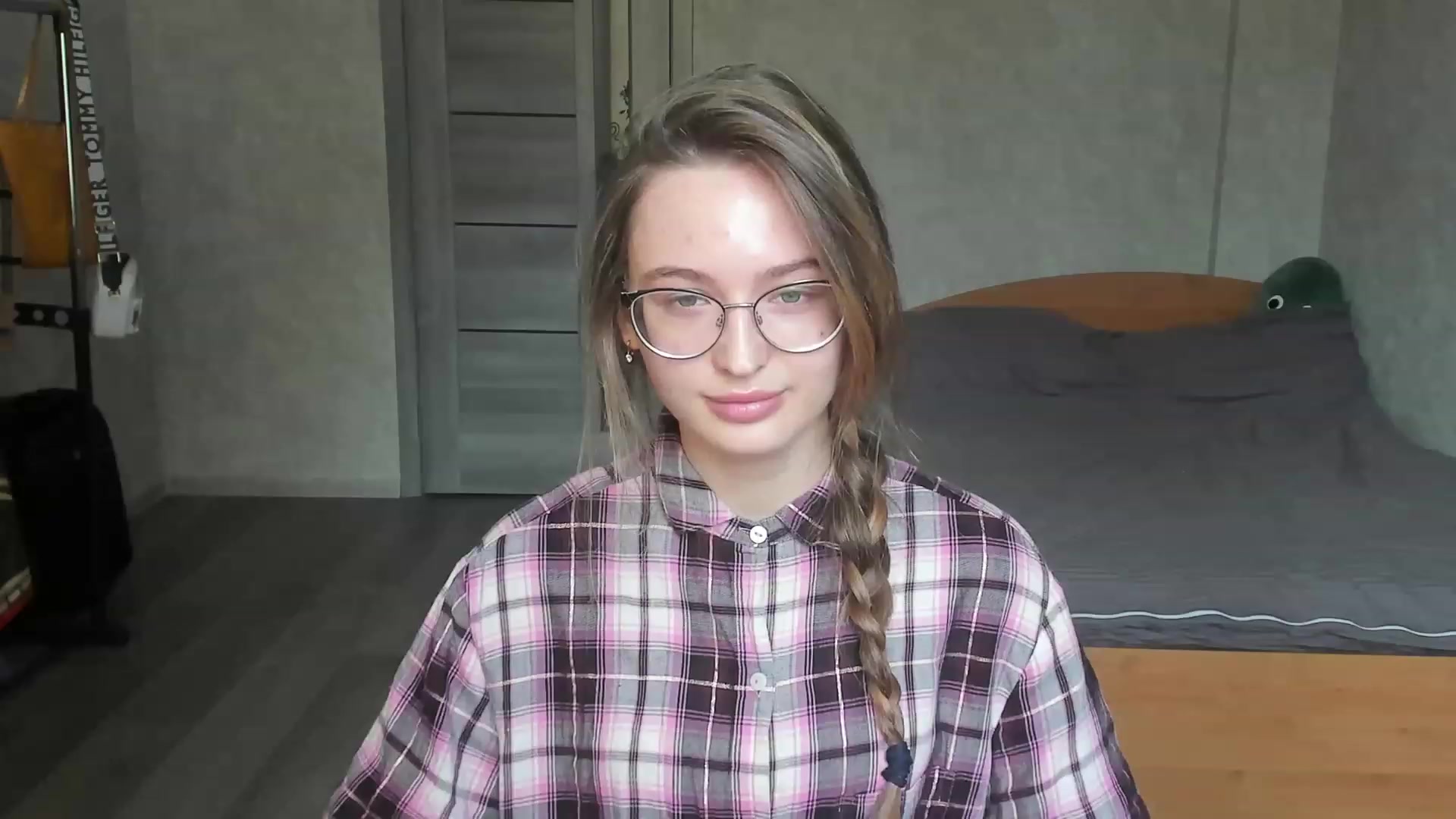 Gallery image thumbnail from Ms_Pineapple's myfreecams stream on, 04/22/2023, 09:15 image 14 of 20