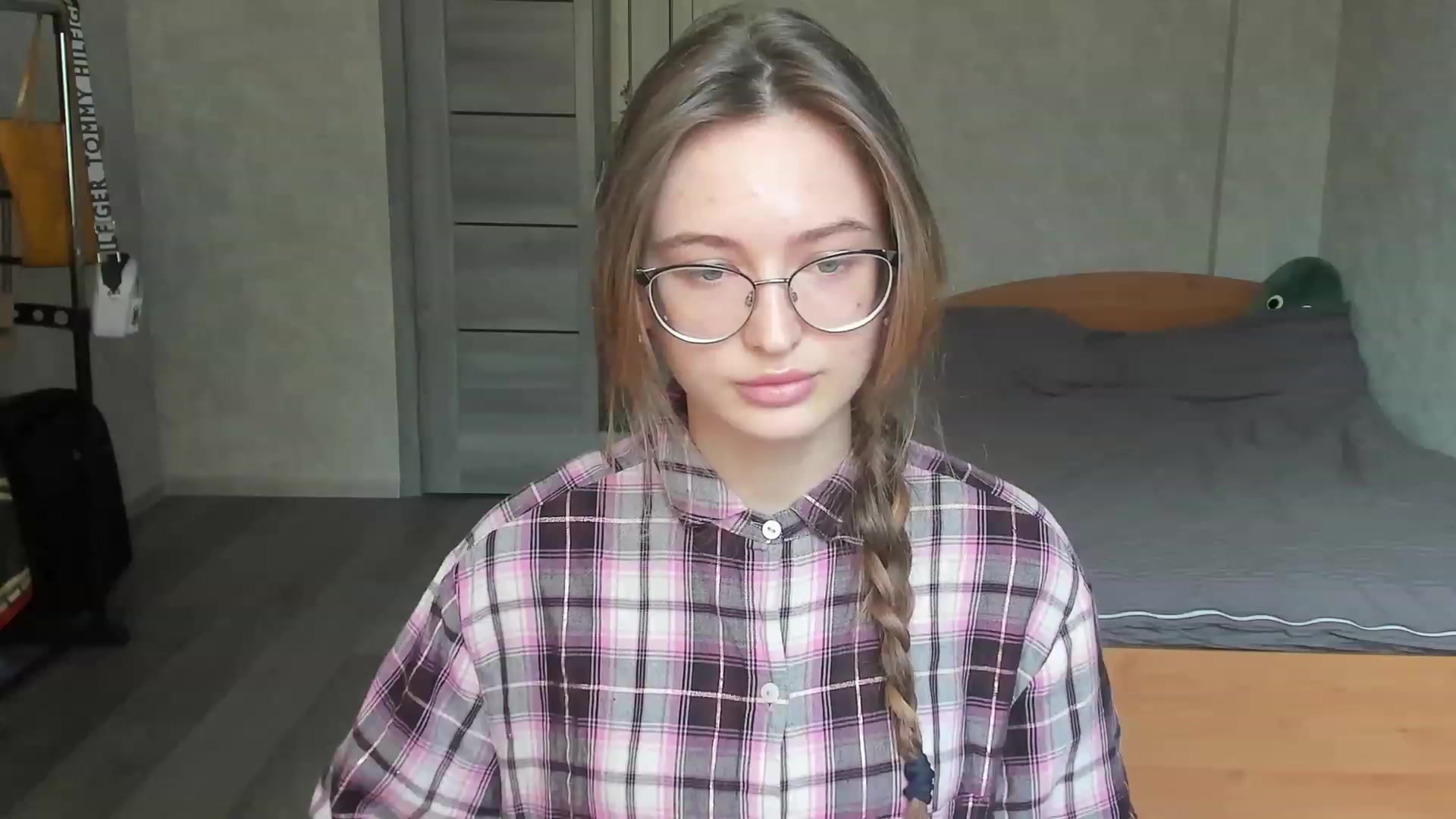Gallery image thumbnail from Ms_Pineapple's myfreecams stream on, 04/22/2023, 09:15 image 5 of 20