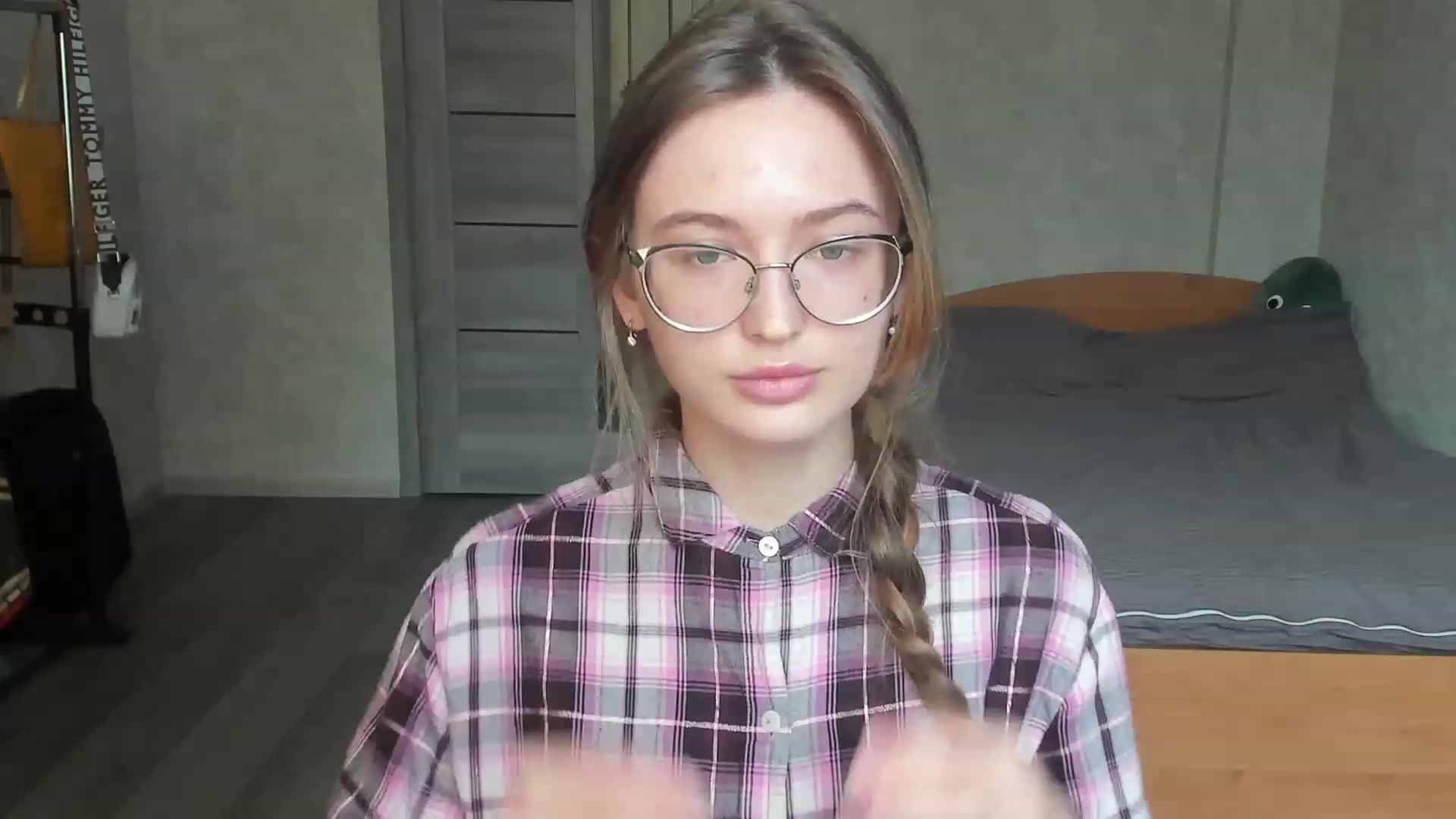 Gallery image thumbnail from Ms_Pineapple's myfreecams stream on, 04/22/2023, 09:15 image 10 of 20